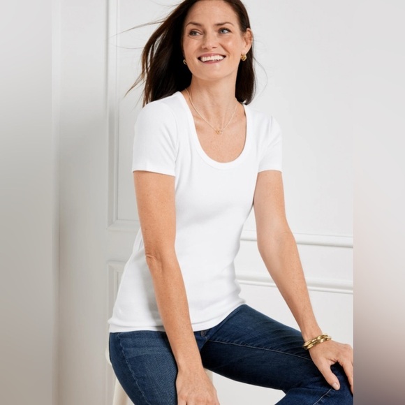 Talbots Tops - NWT TALBOTS RIBBED SCOOP NECK TEE Plus 2X White